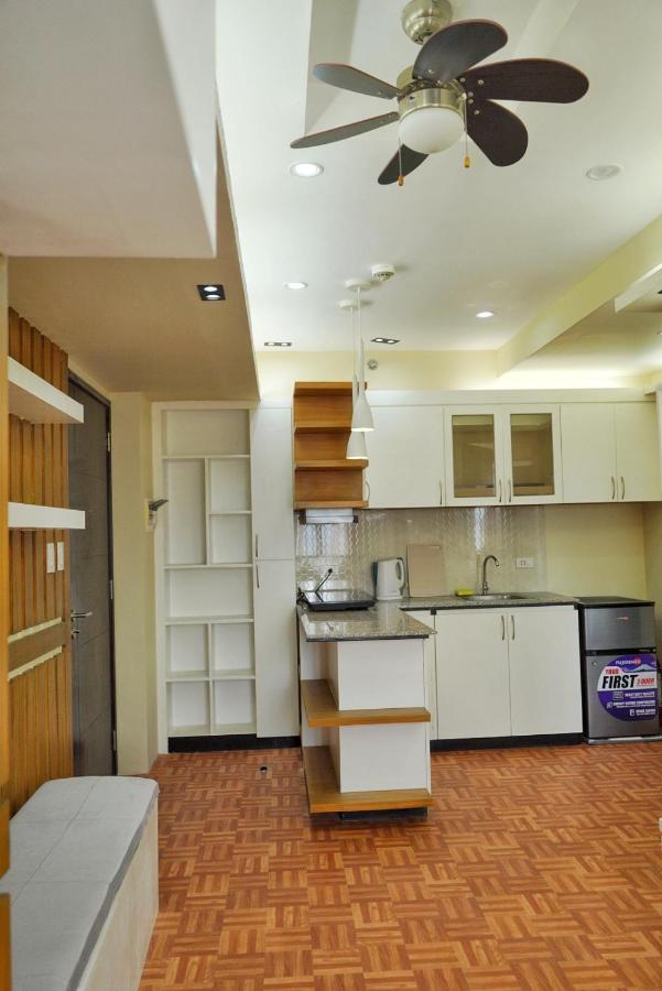 Topaz 1 Bedroom Suite Orochi Staycation Ph At Centrio Towers 카가얀드오로 외부 사진