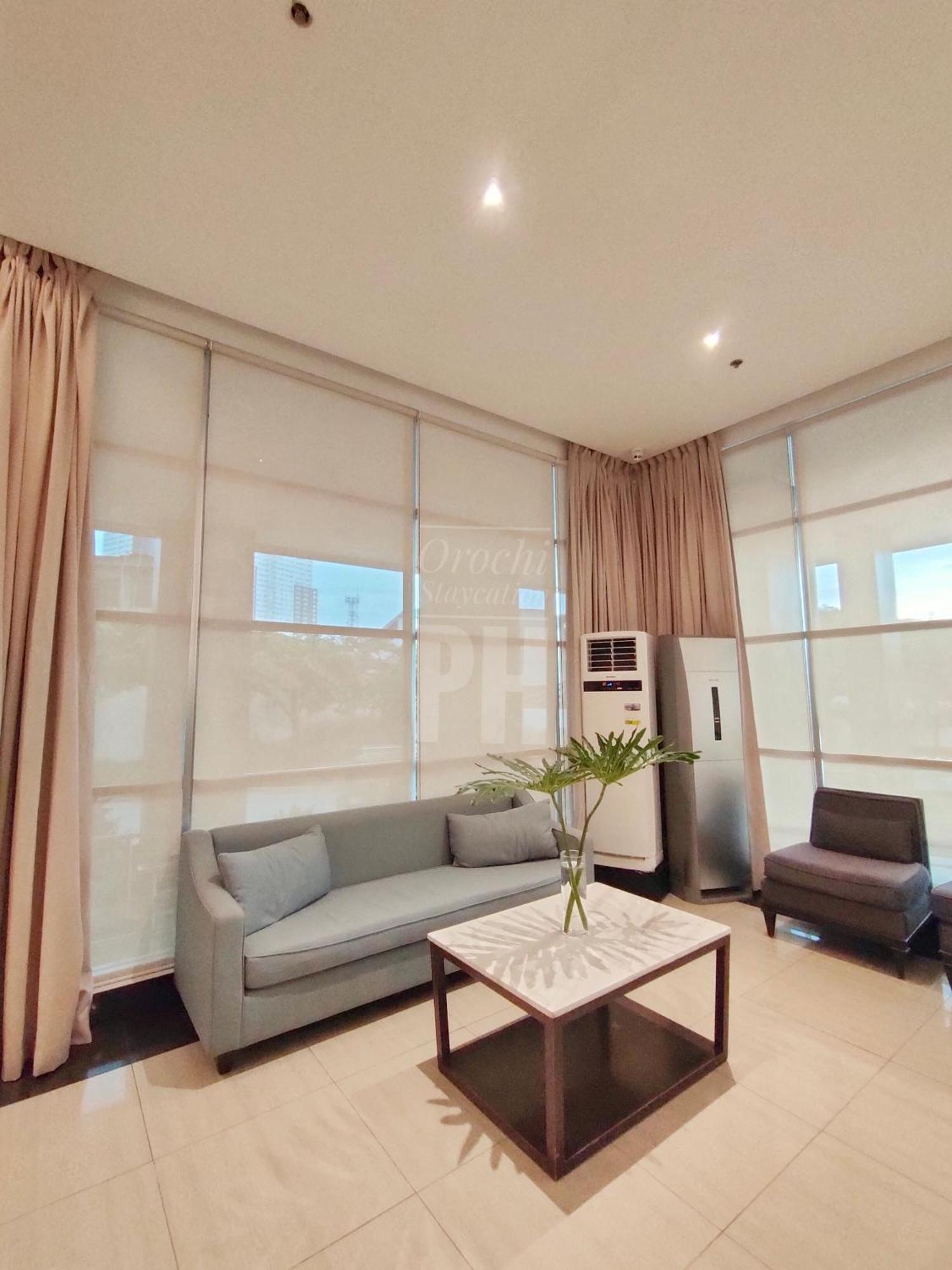 Topaz 1 Bedroom Suite Orochi Staycation Ph At Centrio Towers 카가얀드오로 외부 사진